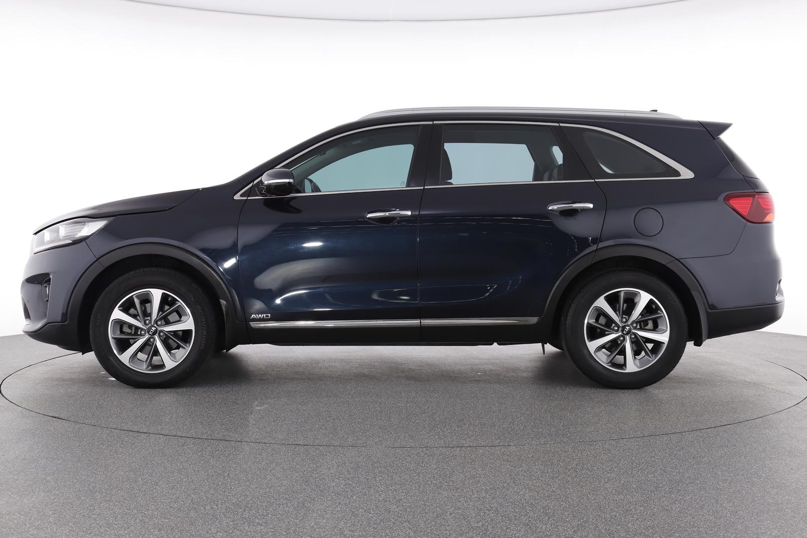 Kia Sorento image 3