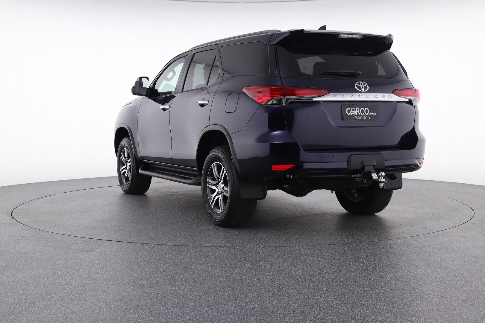 Toyota Fortuner image 4