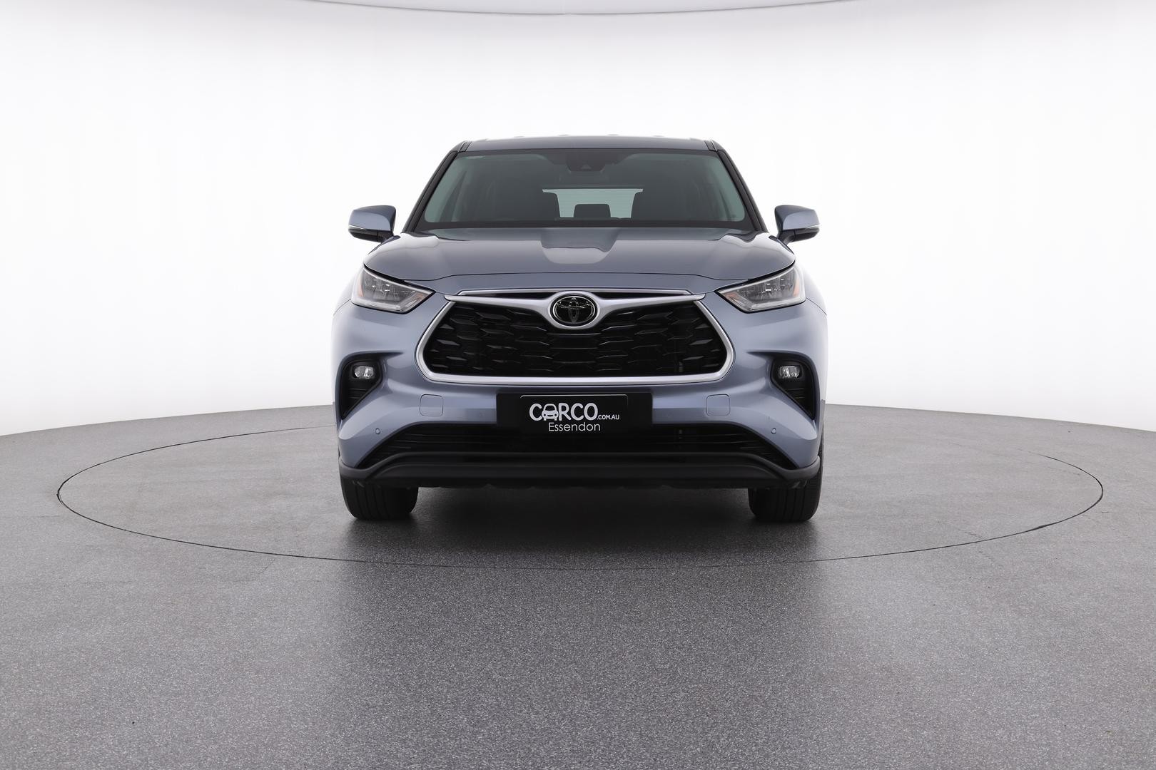 Toyota Kluger image 2