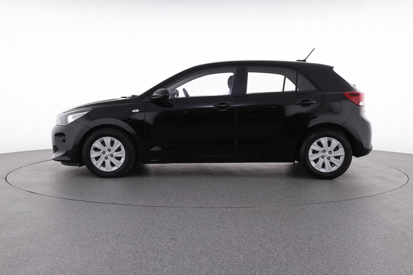 Kia Rio image 3