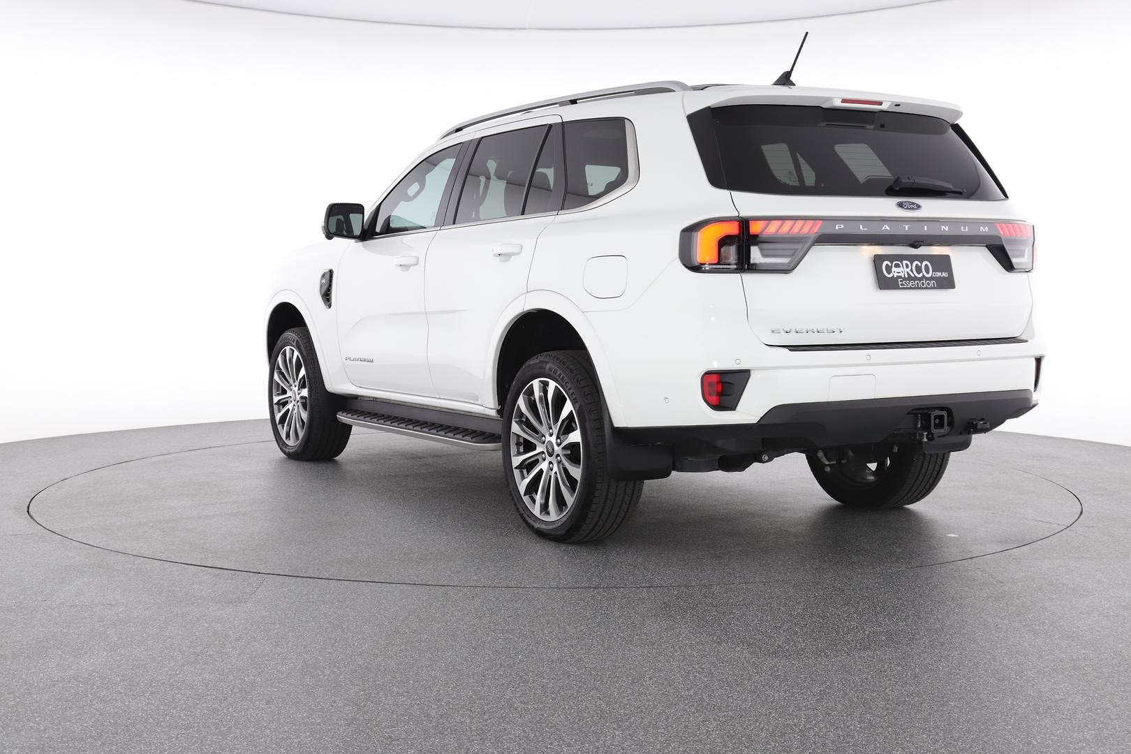 Ford Everest image 4