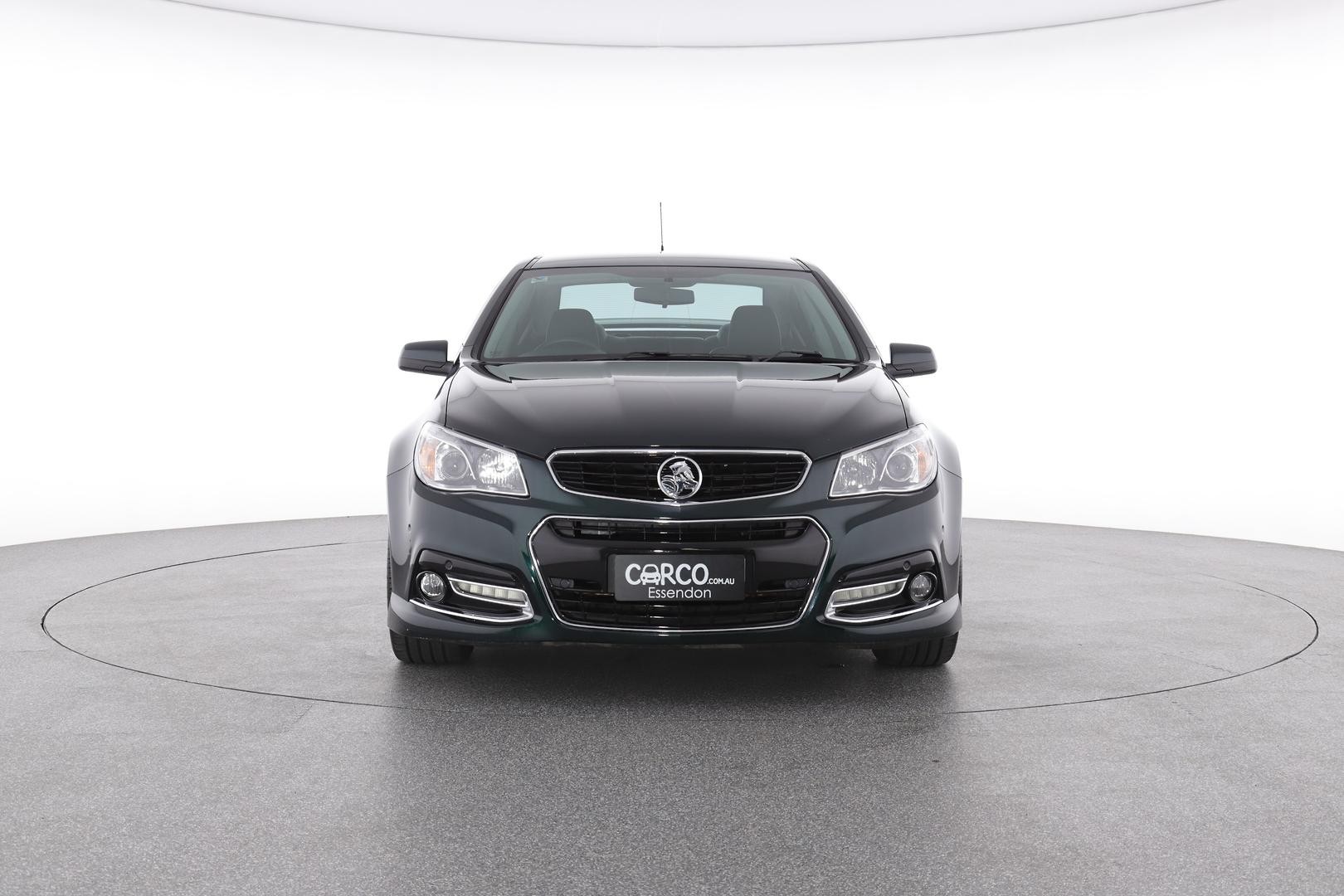 Holden Commodore image 2