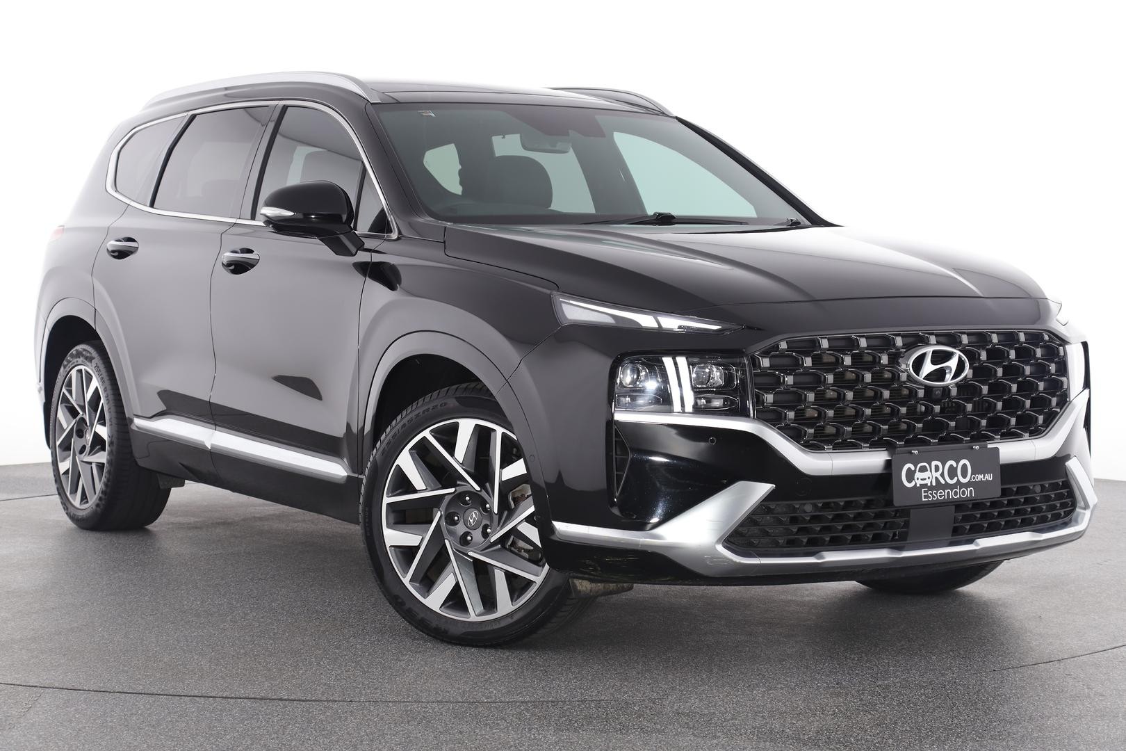 Hyundai Santa Fe image 1
