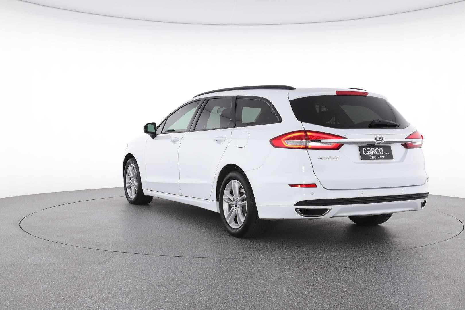 Ford Mondeo image 4