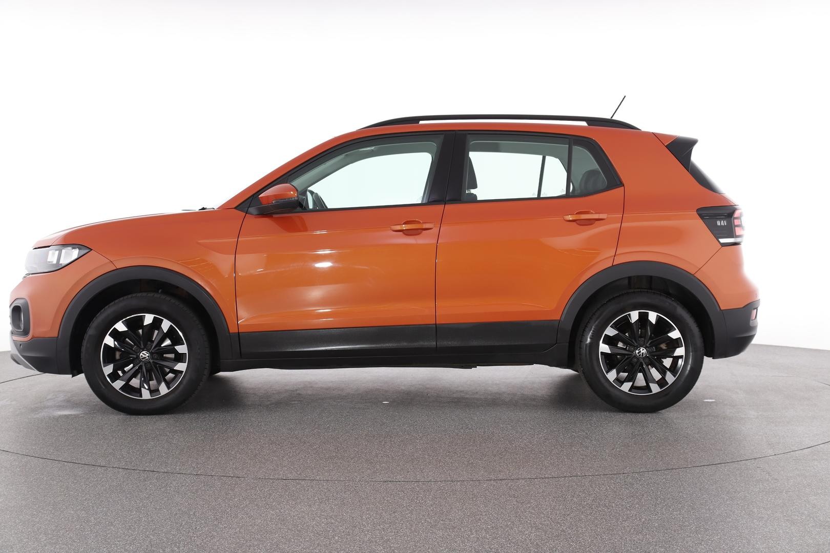 Volkswagen T-cross image 3