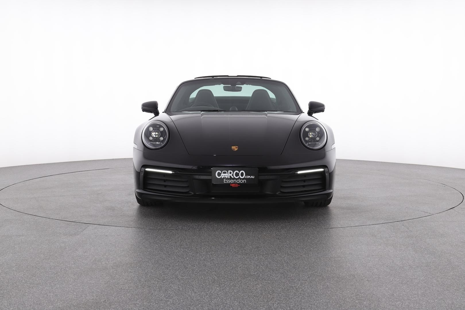 Porsche 911 image 2