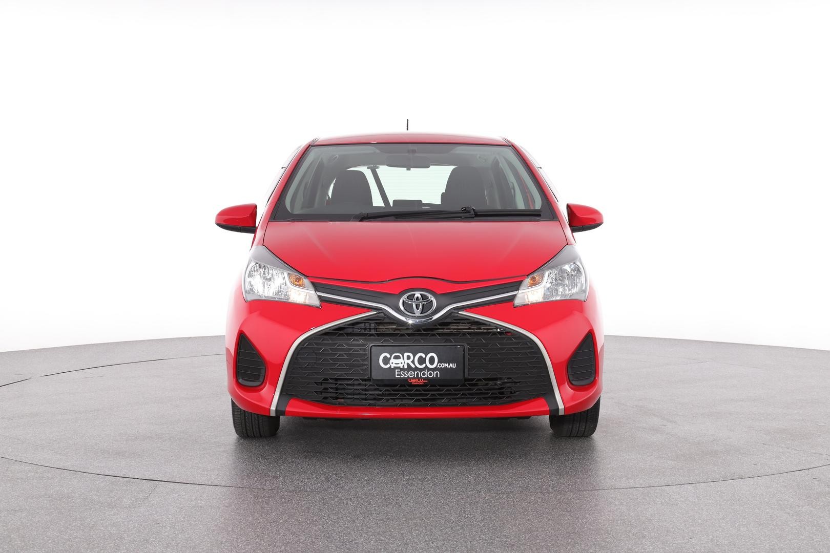 Toyota Yaris image 2