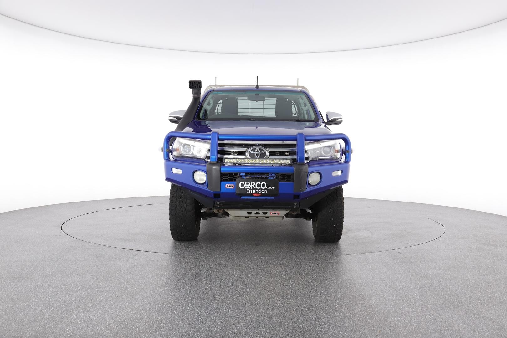 Toyota Hilux image 2
