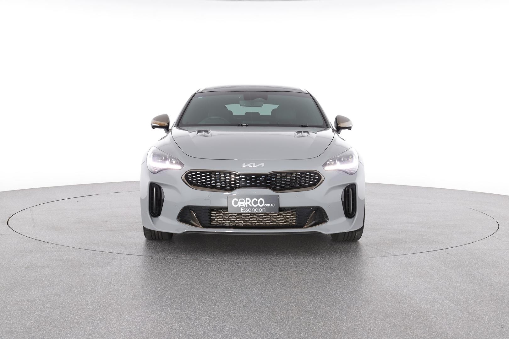 Kia Stinger image 2