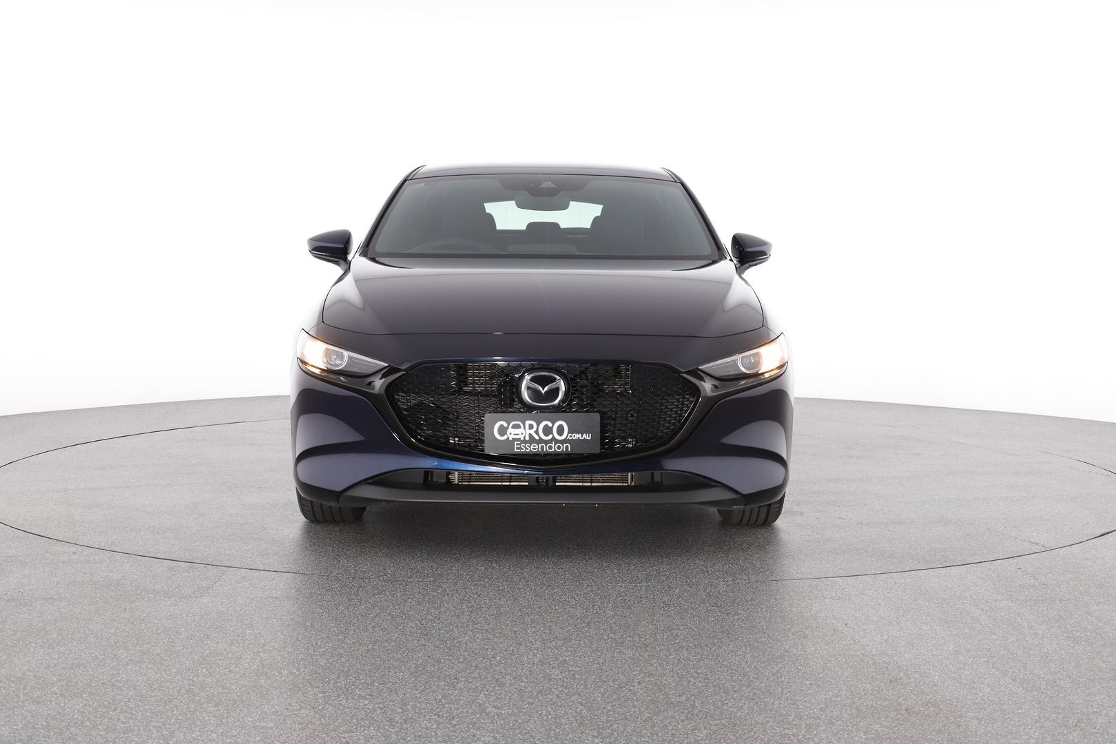 Mazda 3 image 2