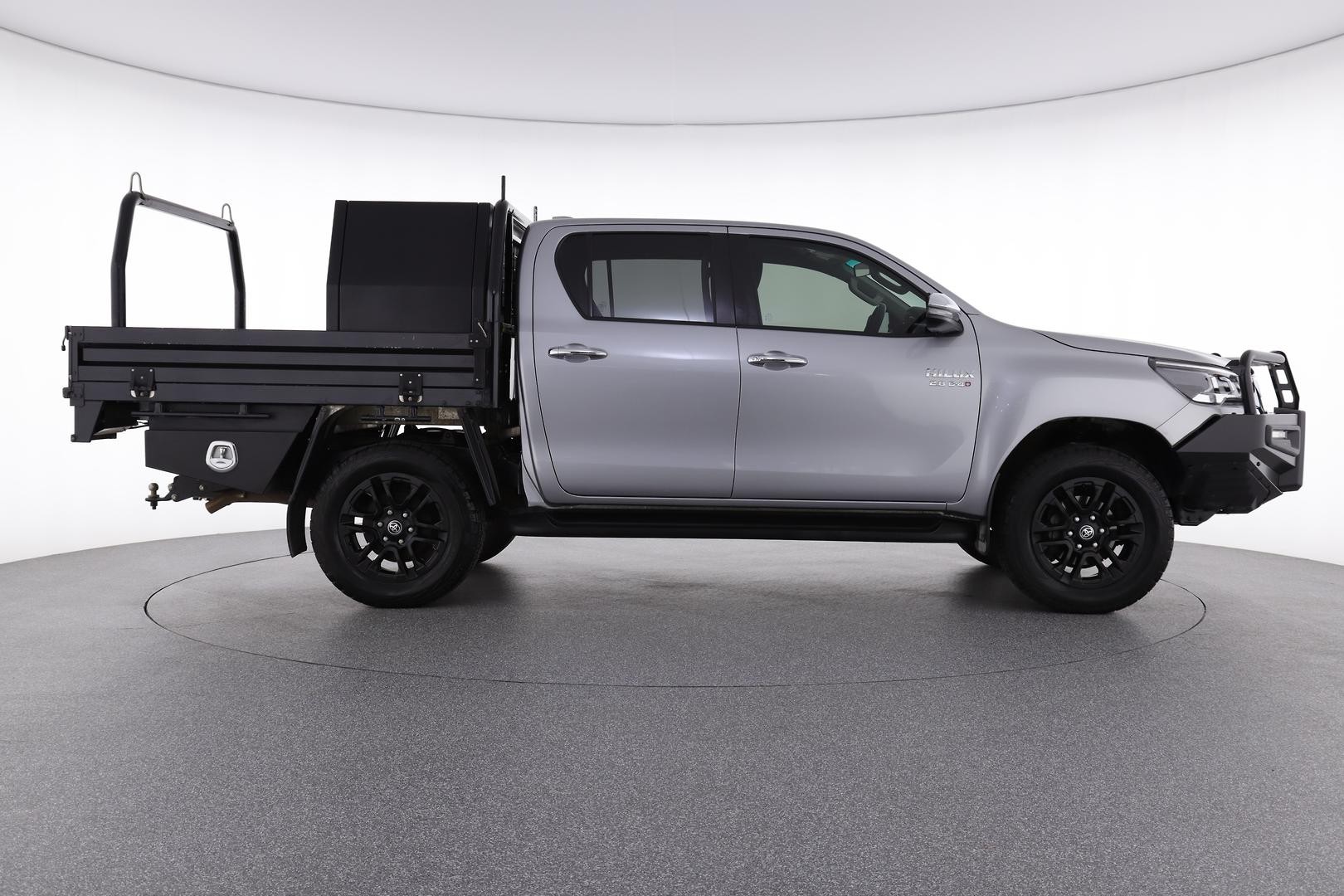 Toyota Hilux image 3