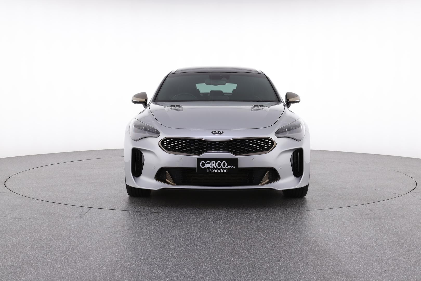 Kia Stinger image 2