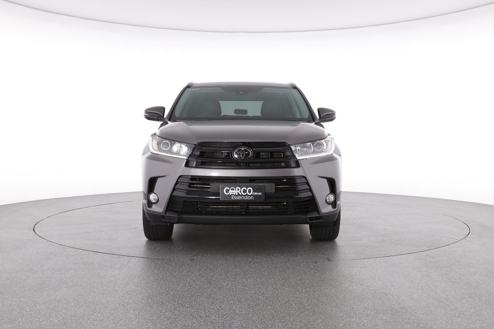 Toyota Kluger image 2