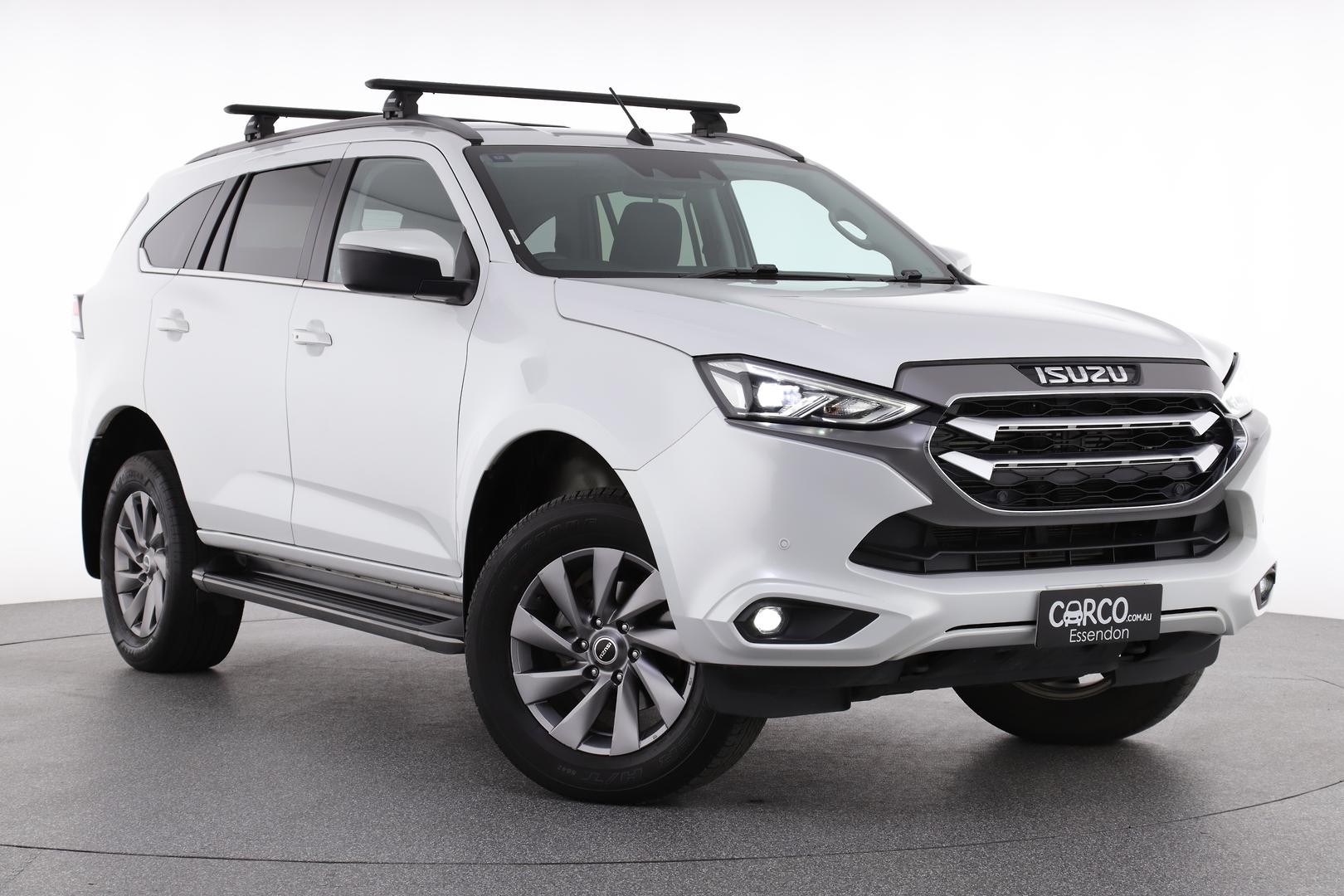Isuzu Mu-x image 1