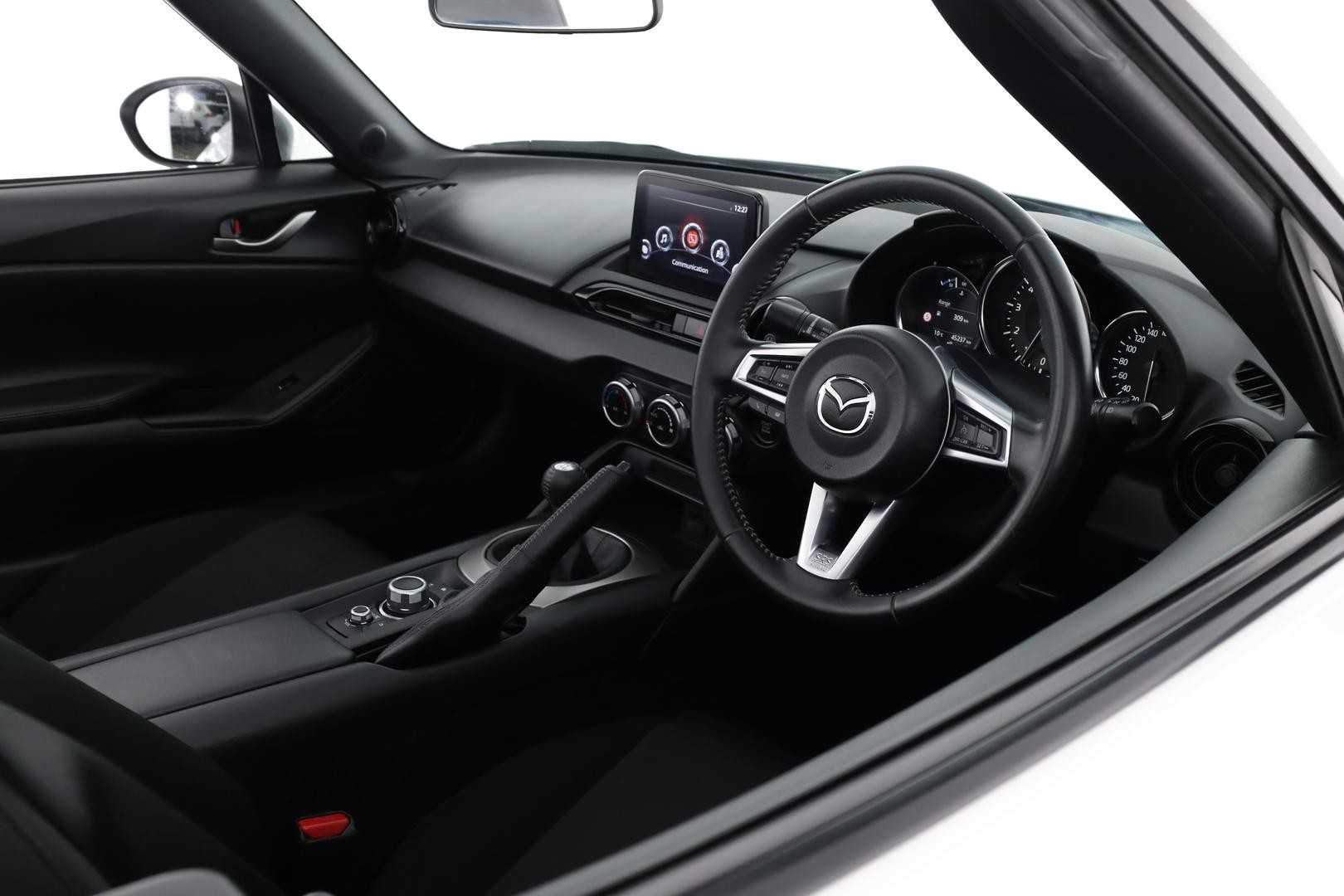 Mazda Mx-5 image 4