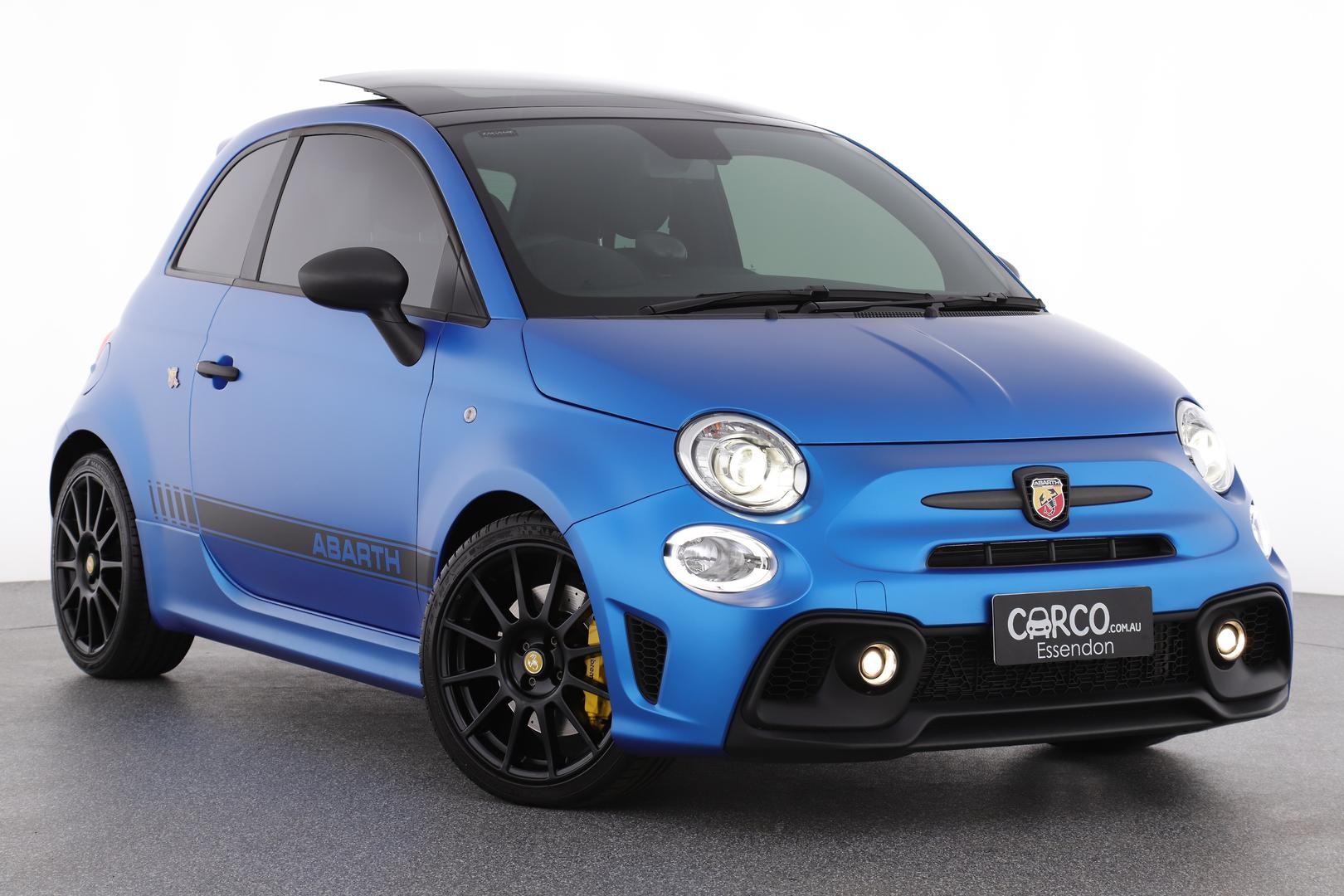 Abarth 695 image 1