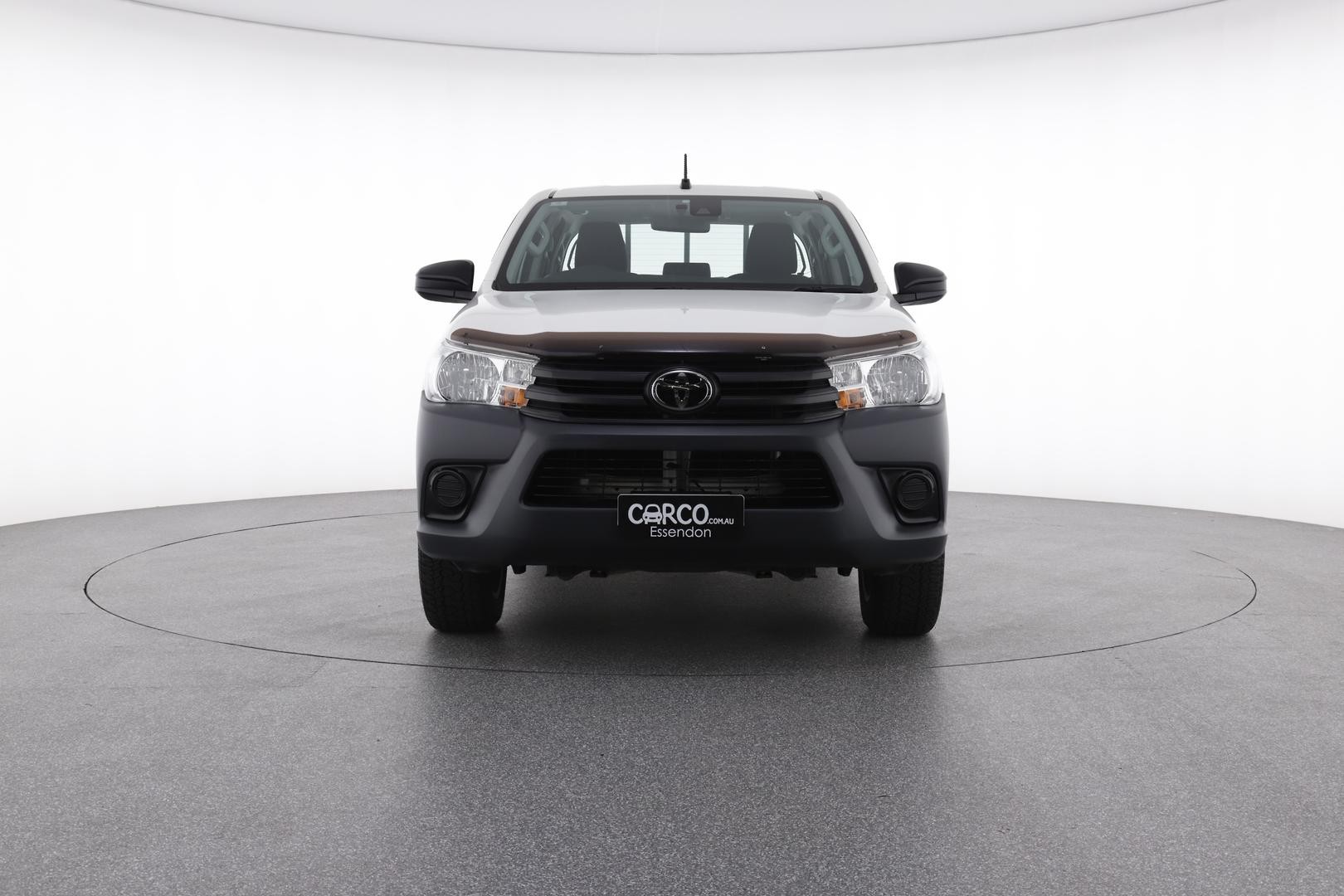 Toyota Hilux image 2