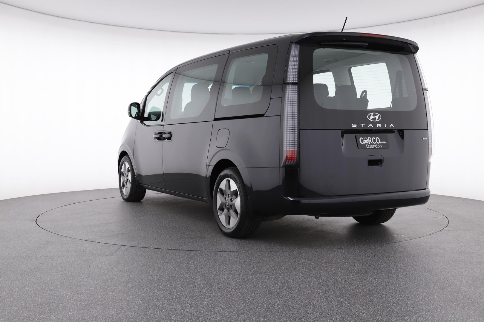 Hyundai Staria image 4