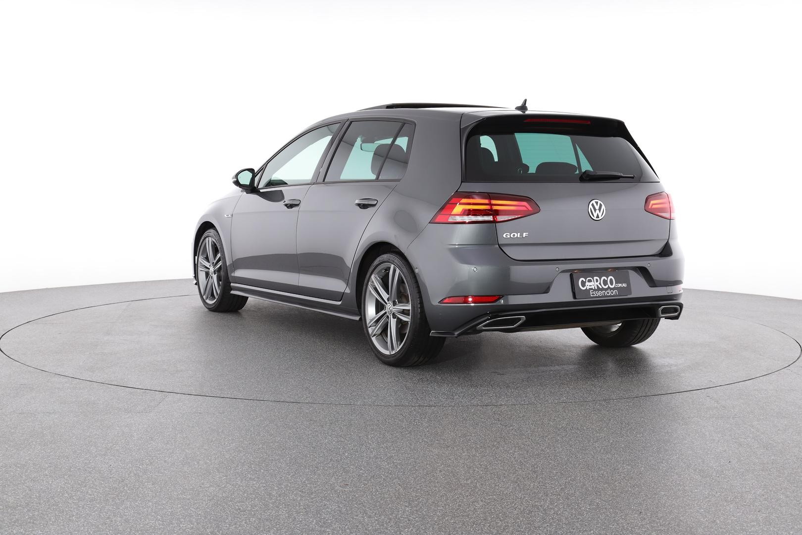 Volkswagen Golf image 4