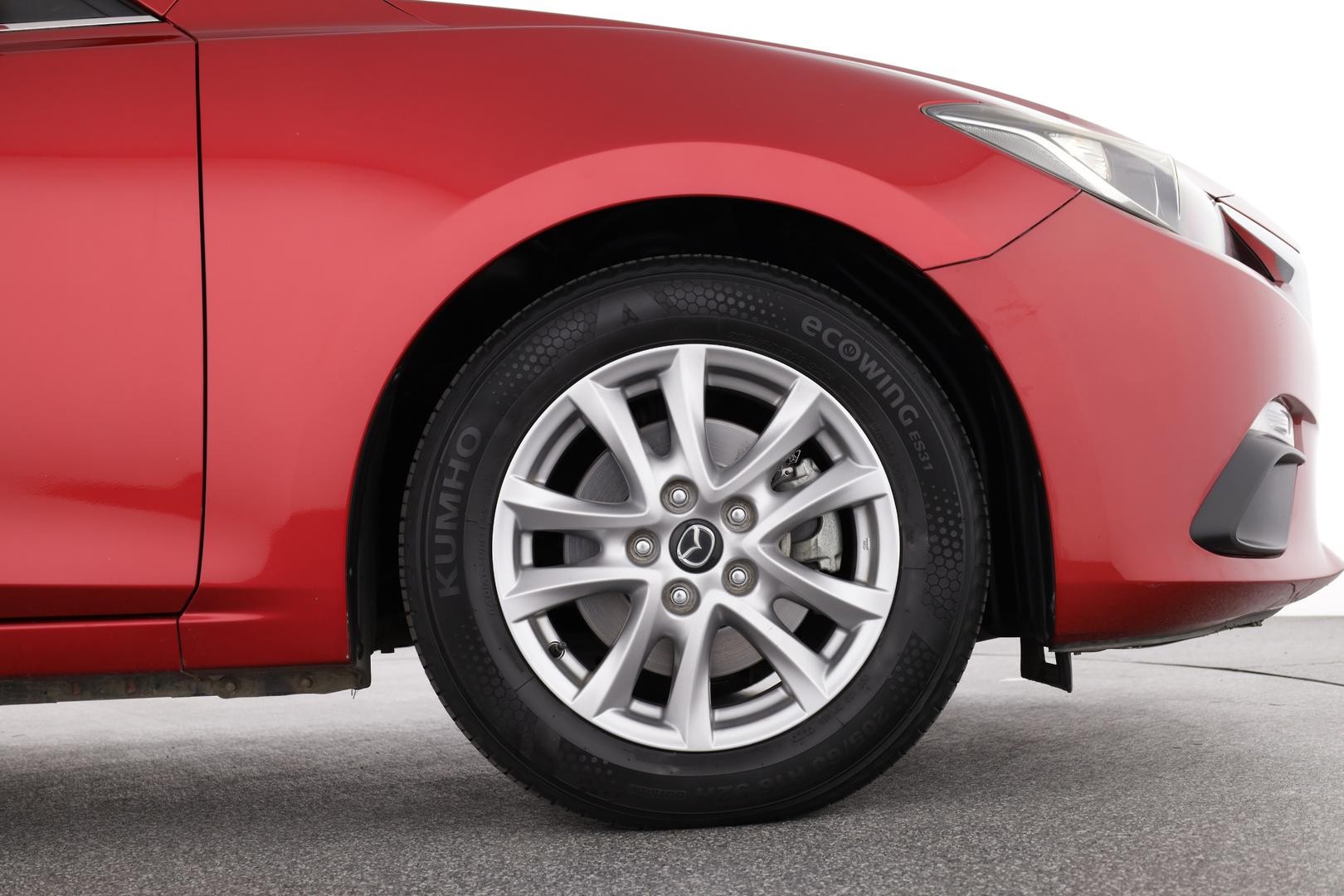 Mazda 3 image 3
