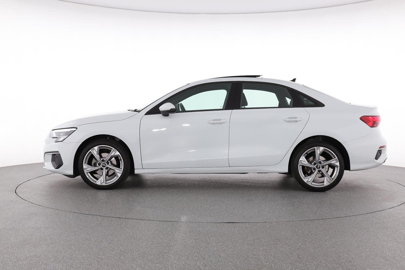 Audi A3 image 3