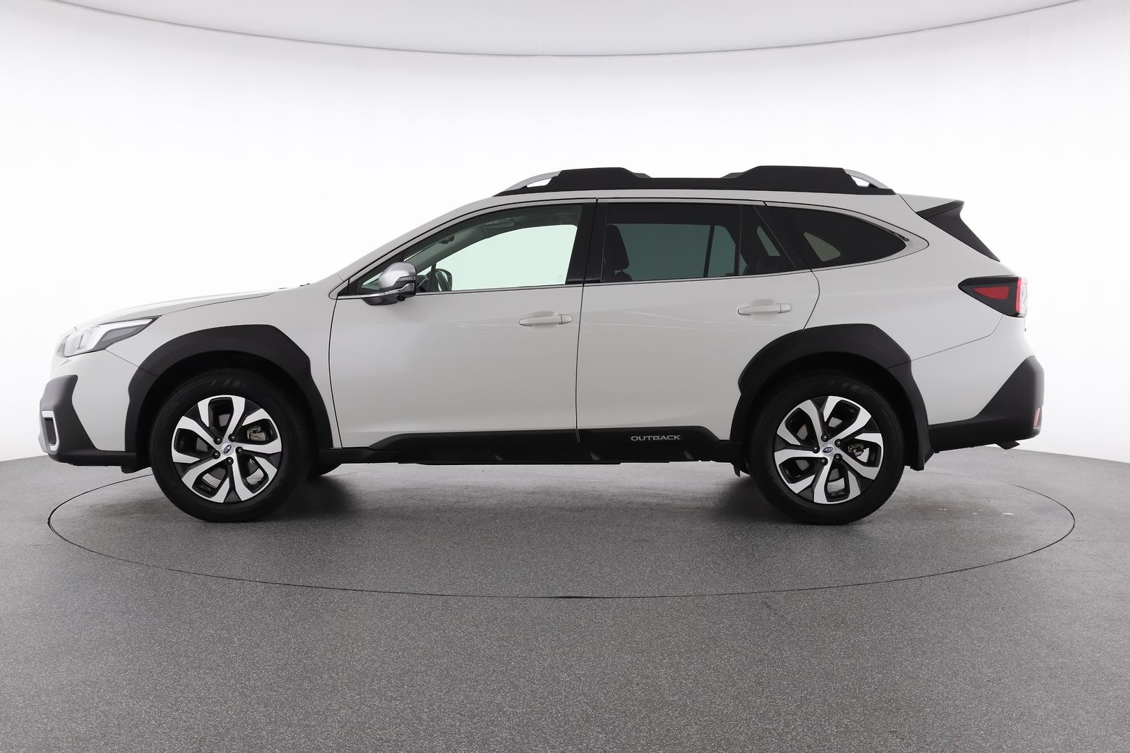 Subaru Outback image 3