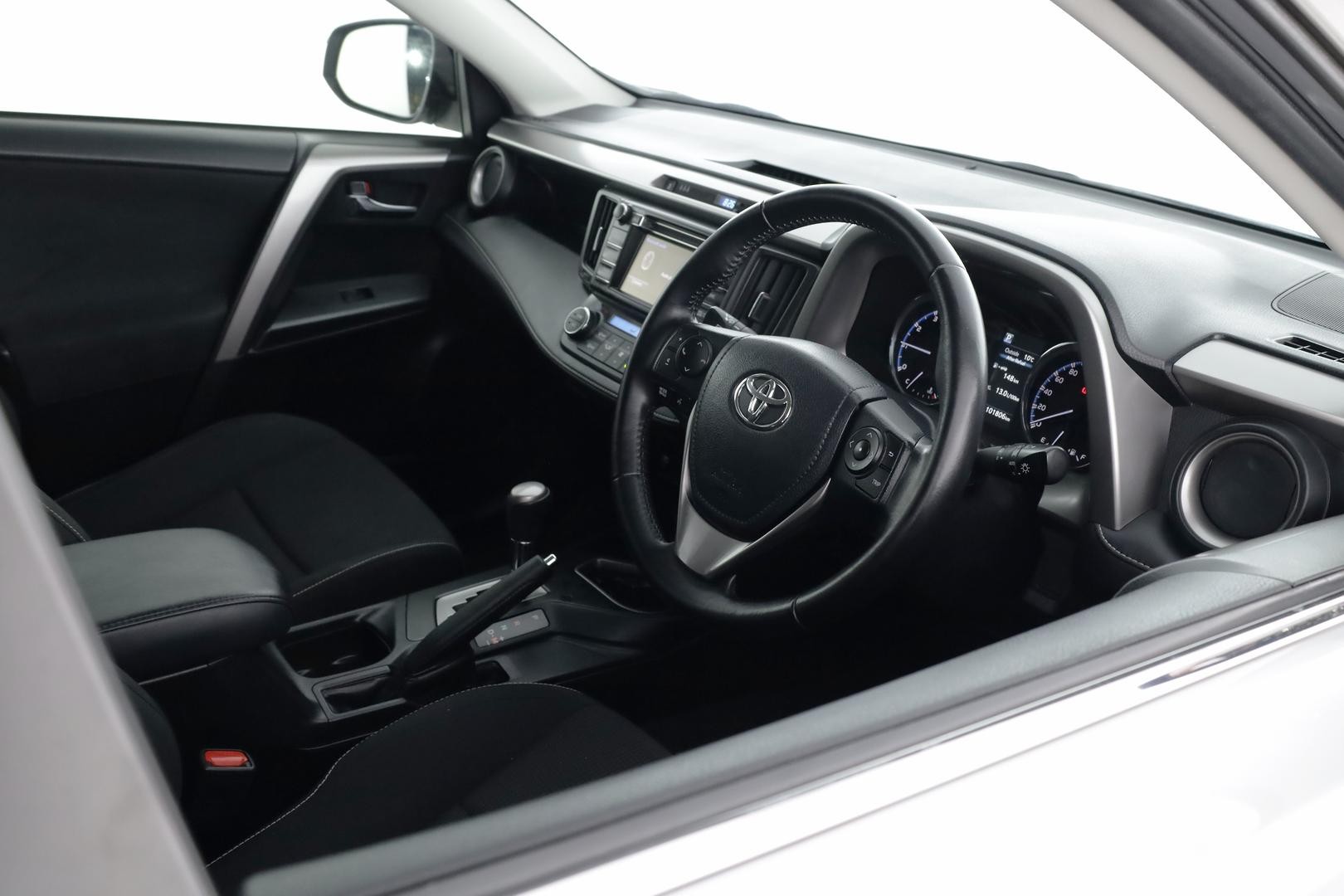 Toyota Rav4 image 4