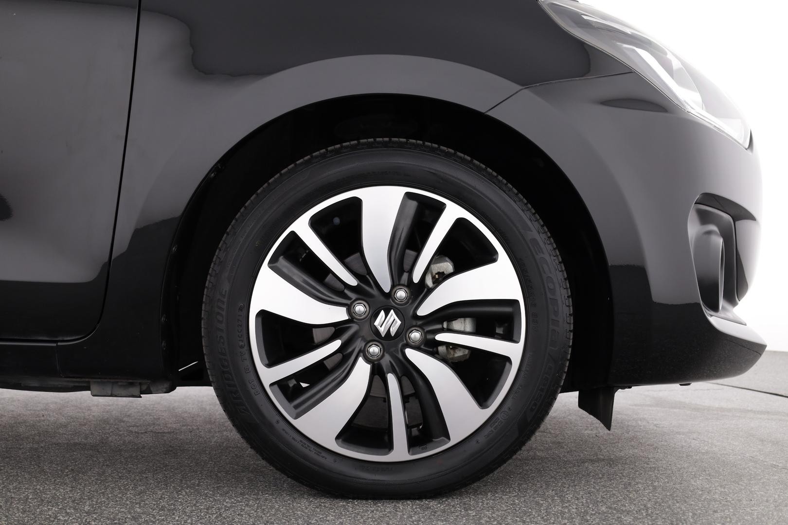Suzuki Swift image 3