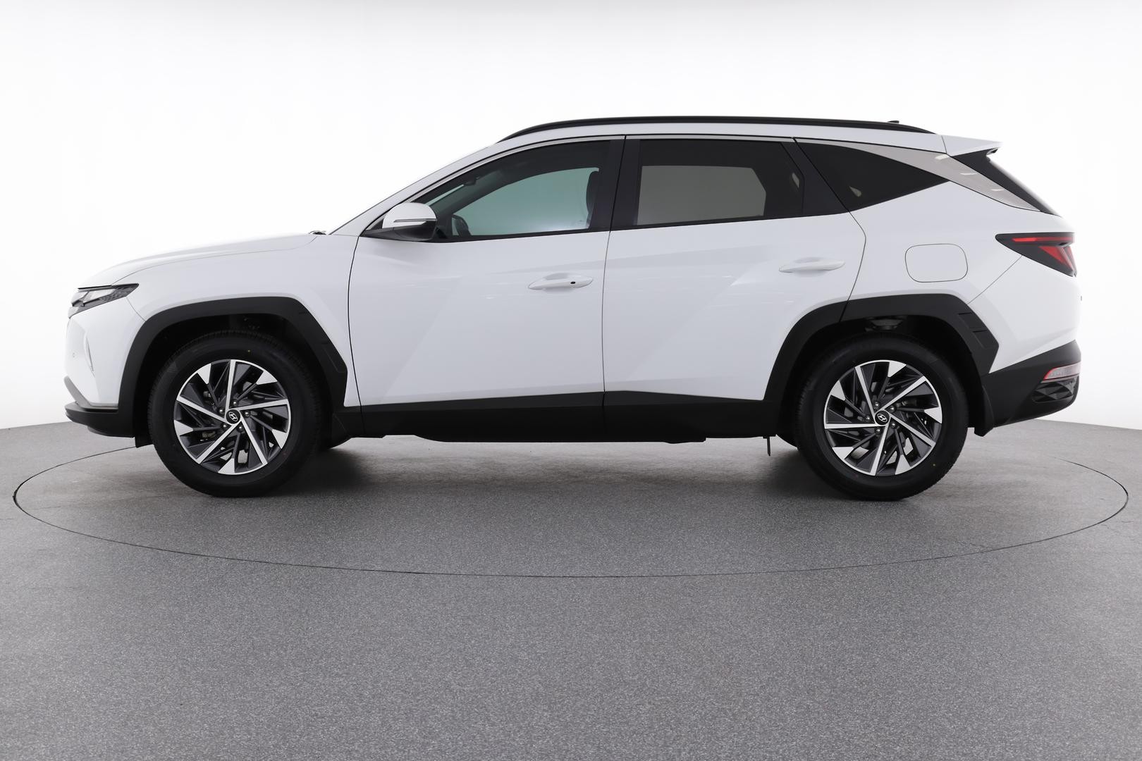 Hyundai Tucson image 3