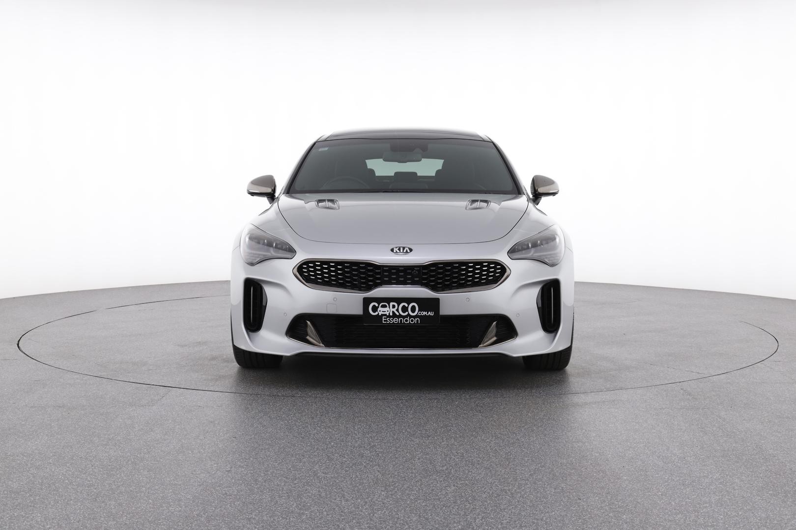 Kia Stinger image 2