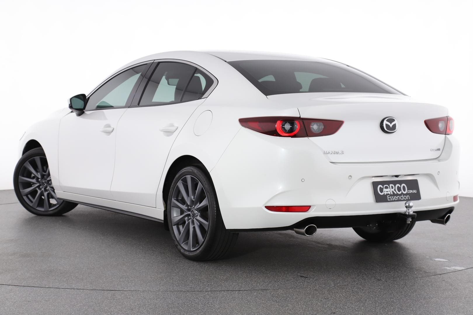 Mazda 3 image 2