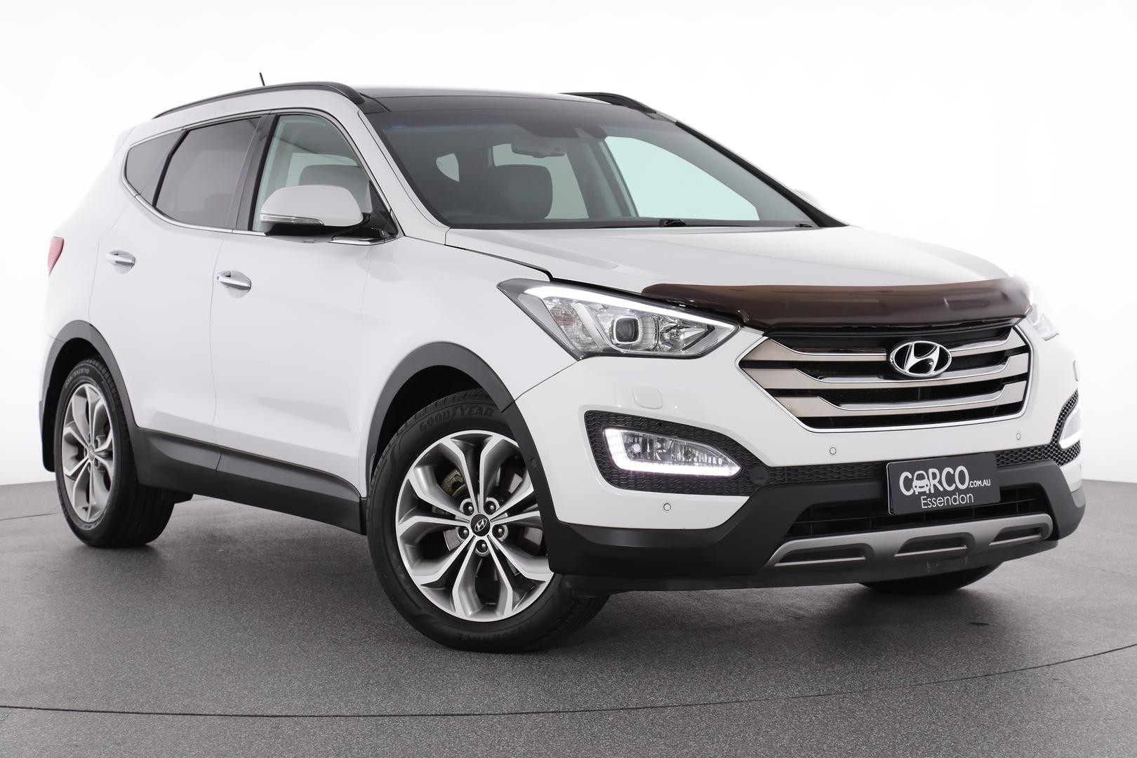 Hyundai Santa Fe image 1
