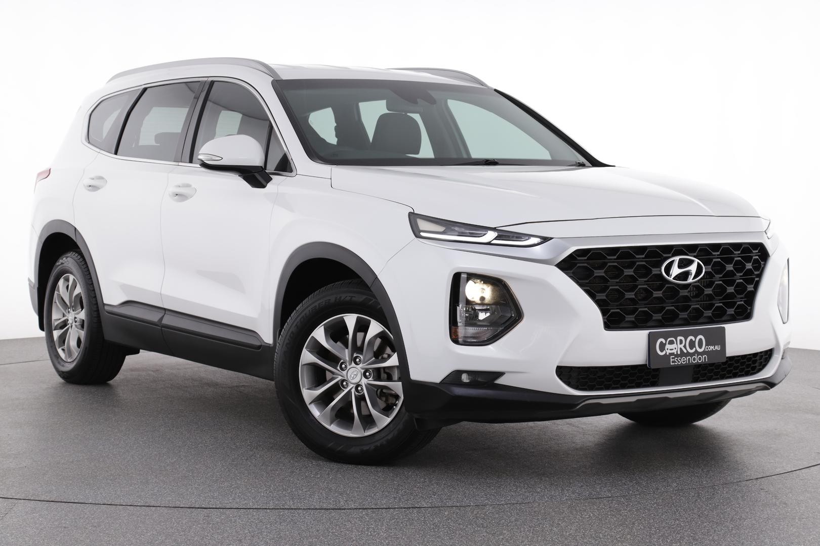 Hyundai Santa Fe image 1