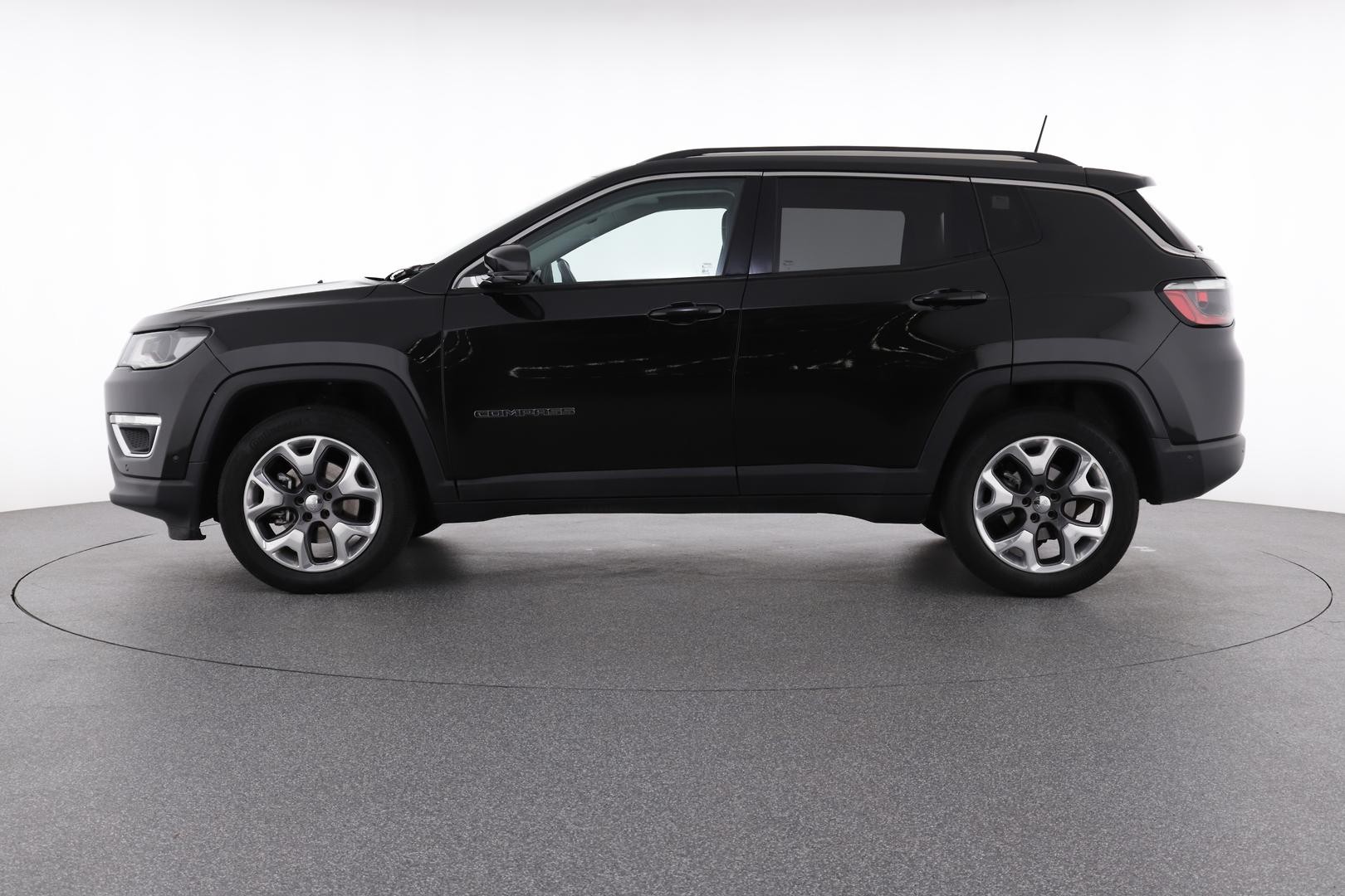 Jeep Compass image 3