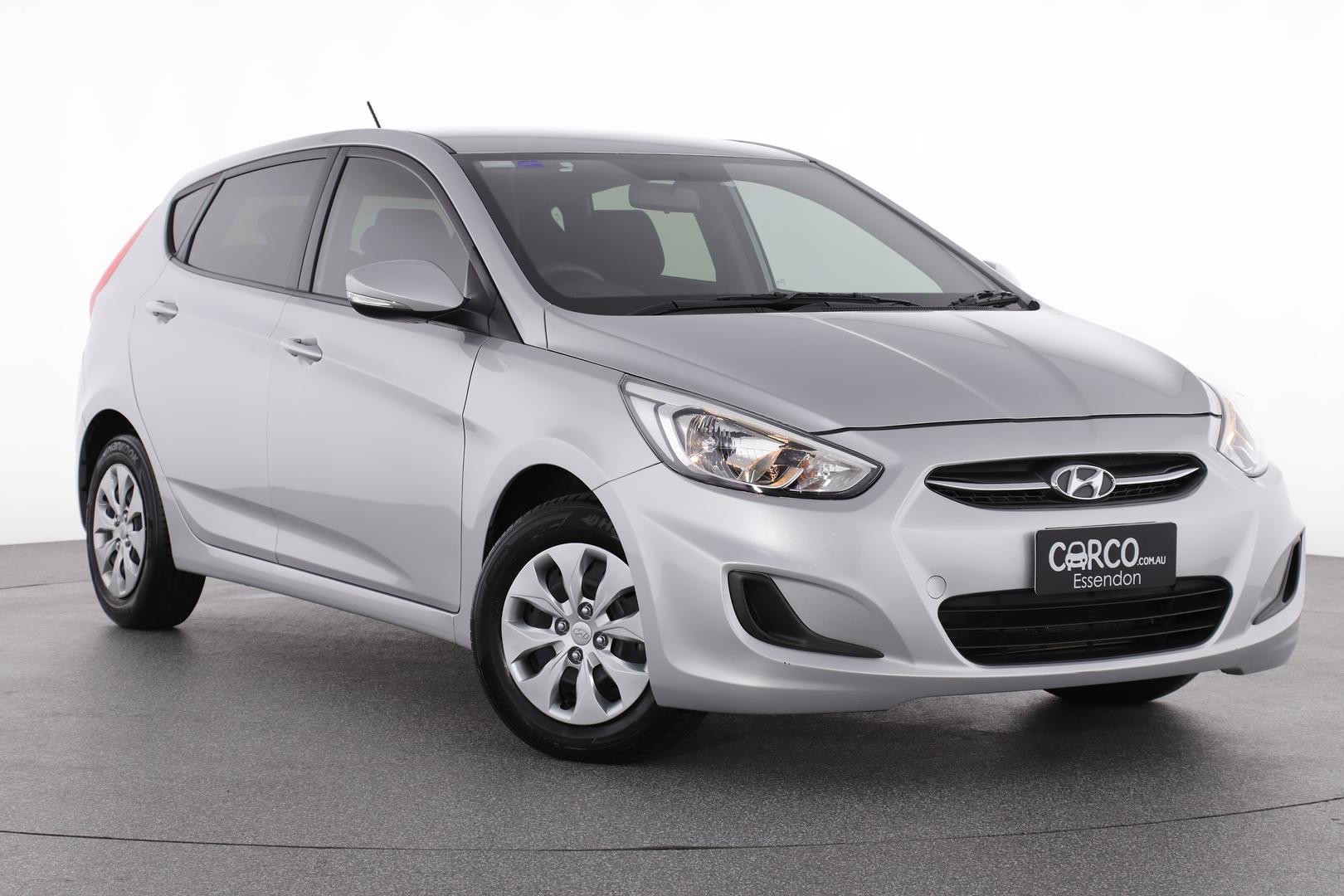 Hyundai Accent image 1