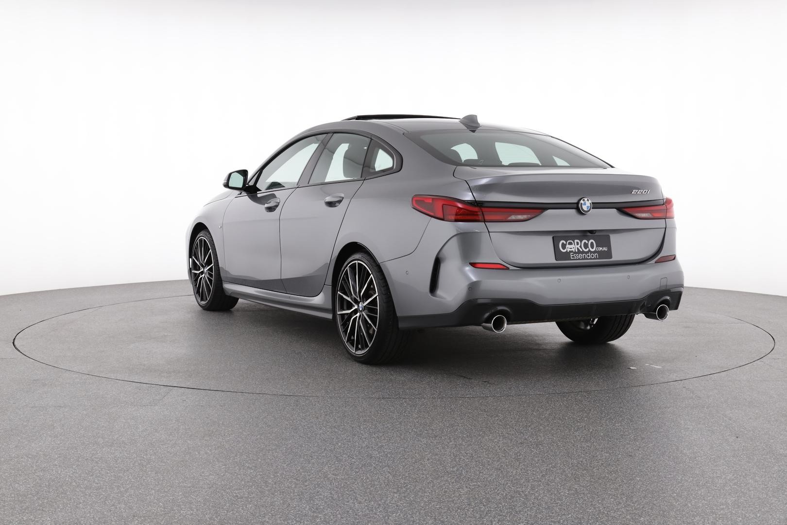 BMW 2 Series image 4