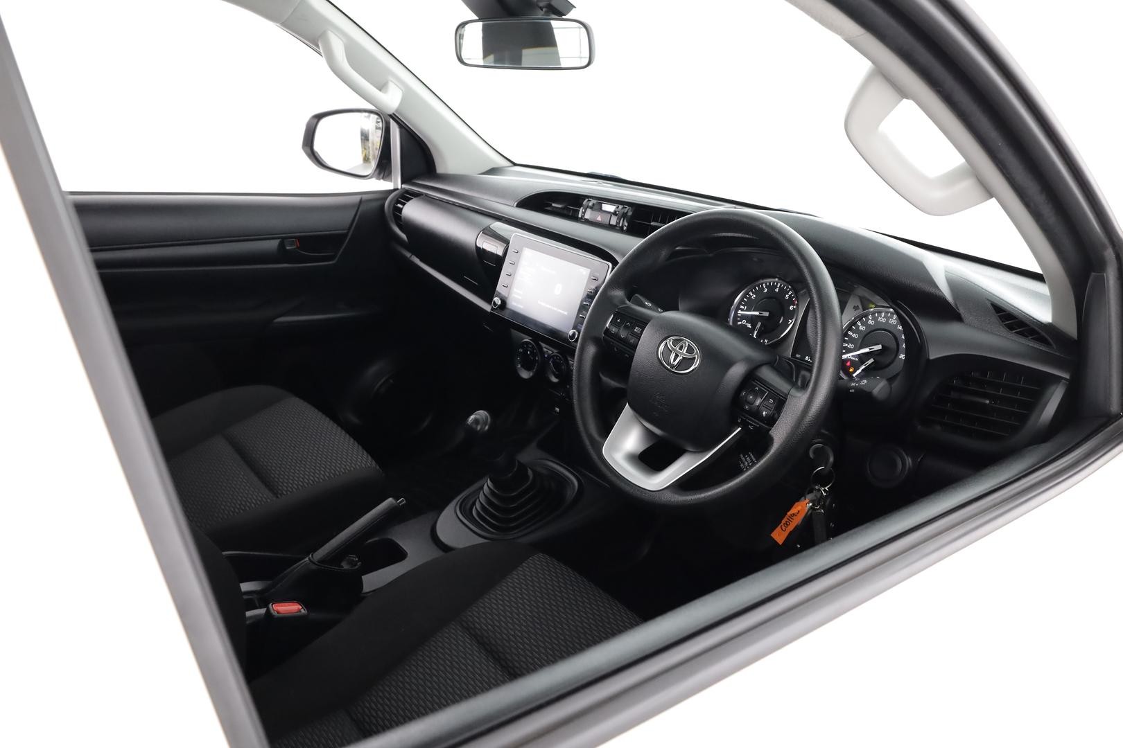 Toyota Hilux image 4