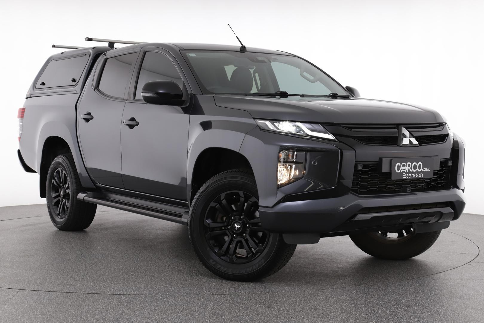 Mitsubishi Triton image 1