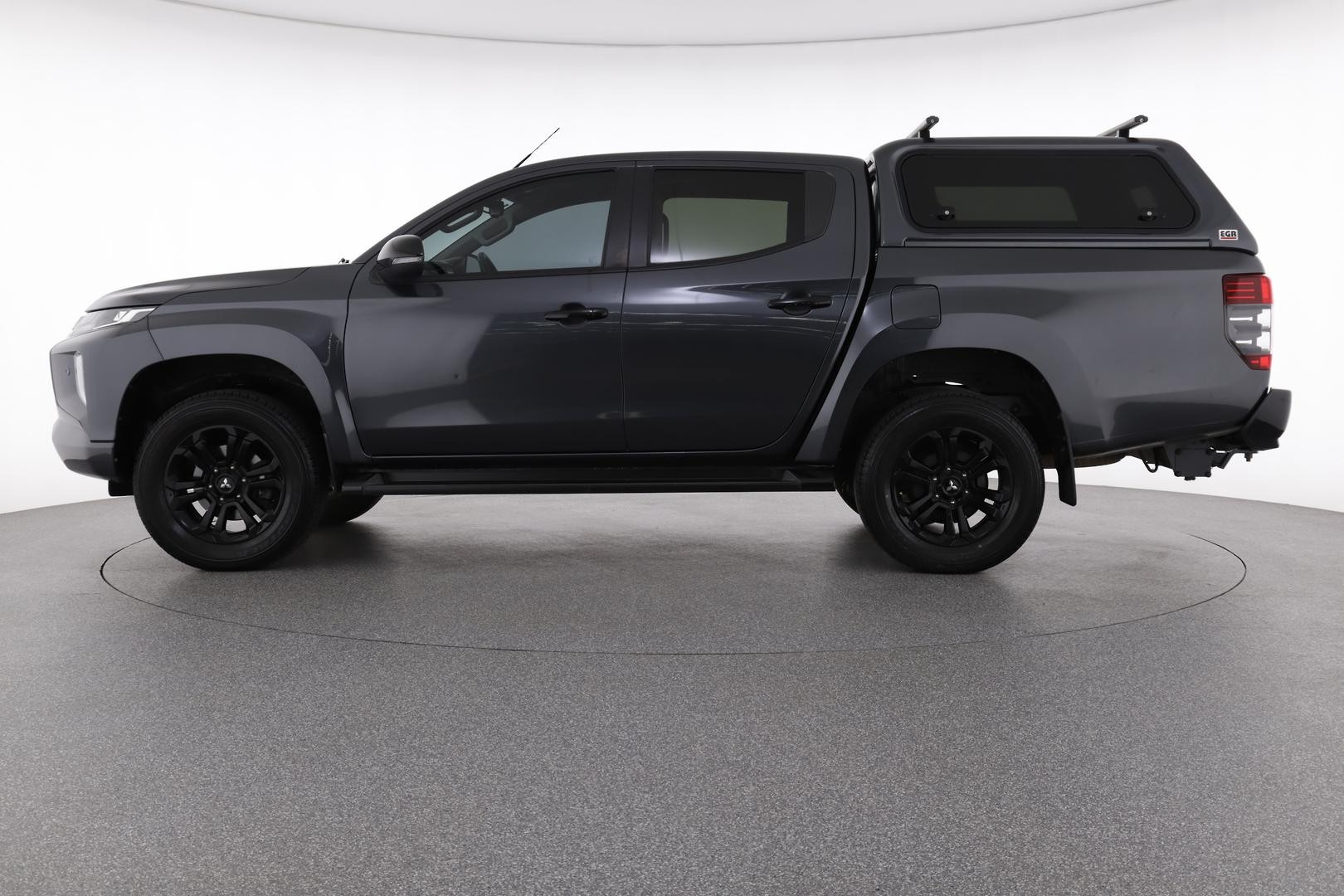 Mitsubishi Triton image 3