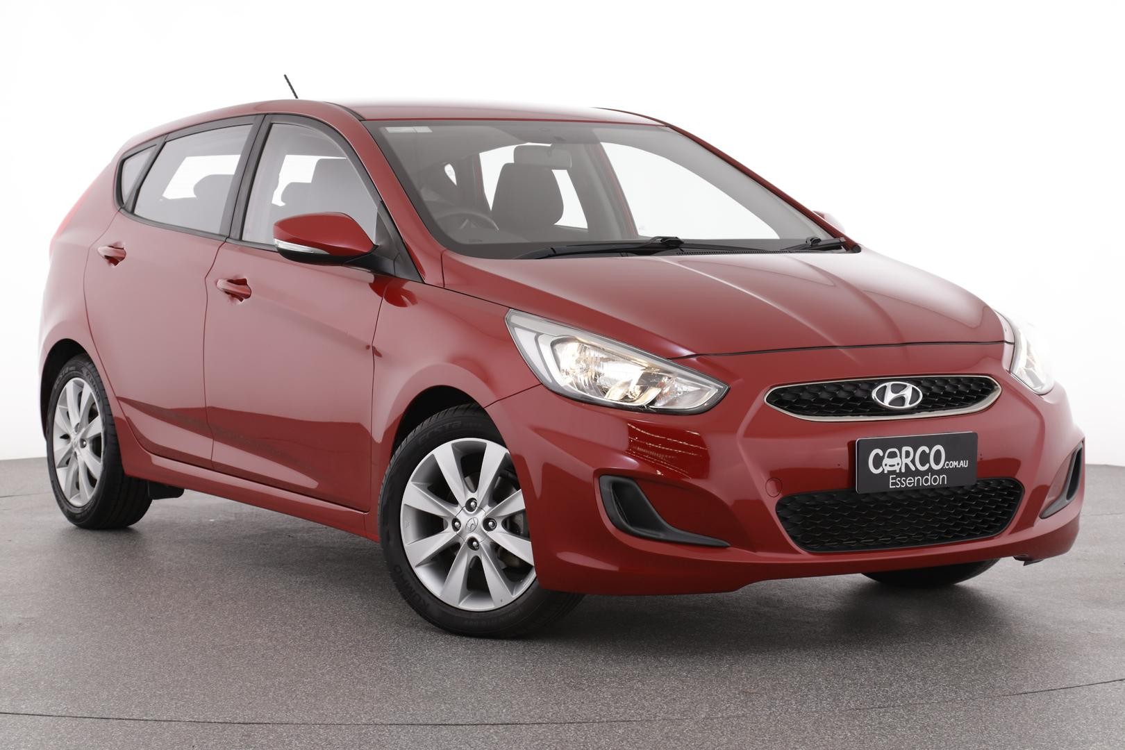 Hyundai Accent image 1
