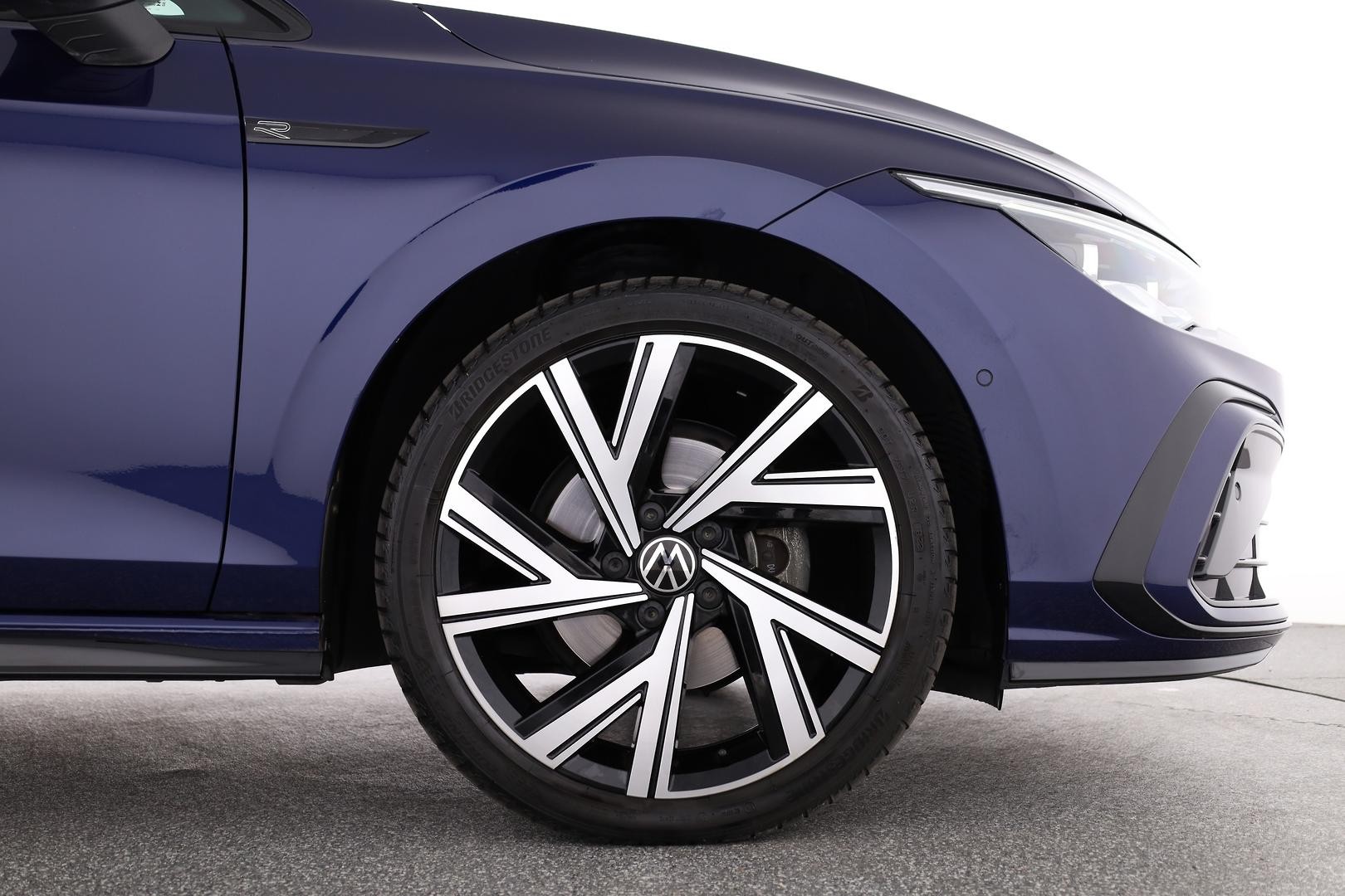 Volkswagen Golf image 3