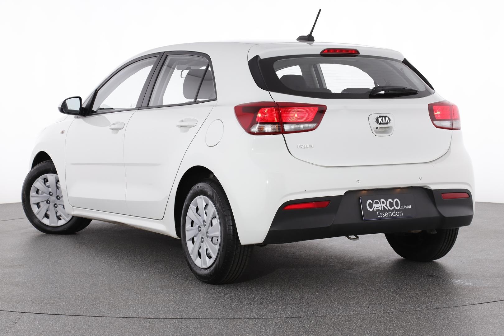 Kia Rio image 2