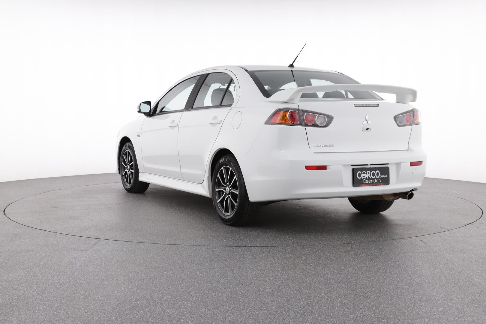 Mitsubishi Lancer image 4