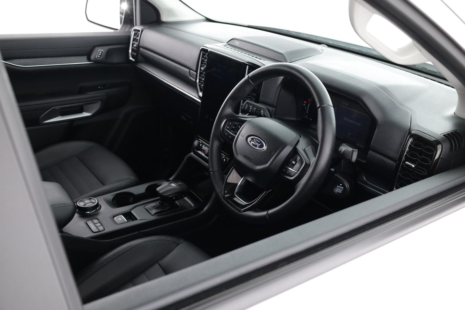 Ford Everest image 4