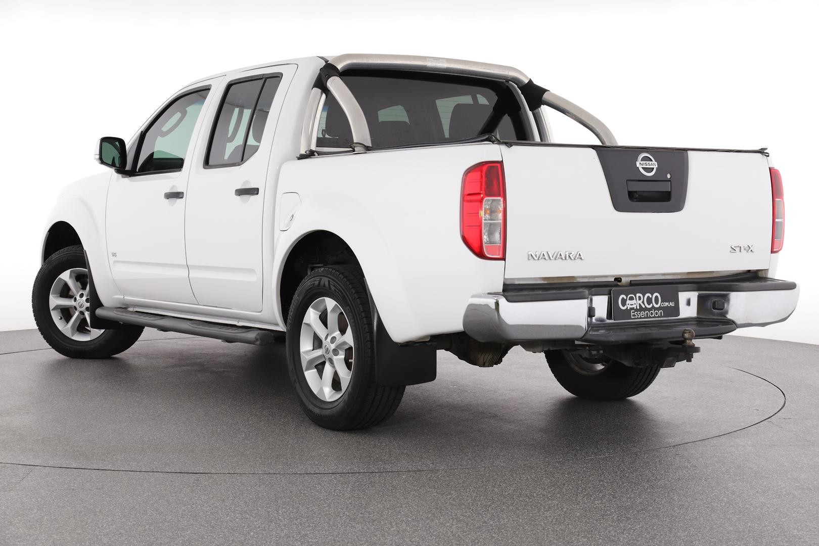 Nissan Navara image 2