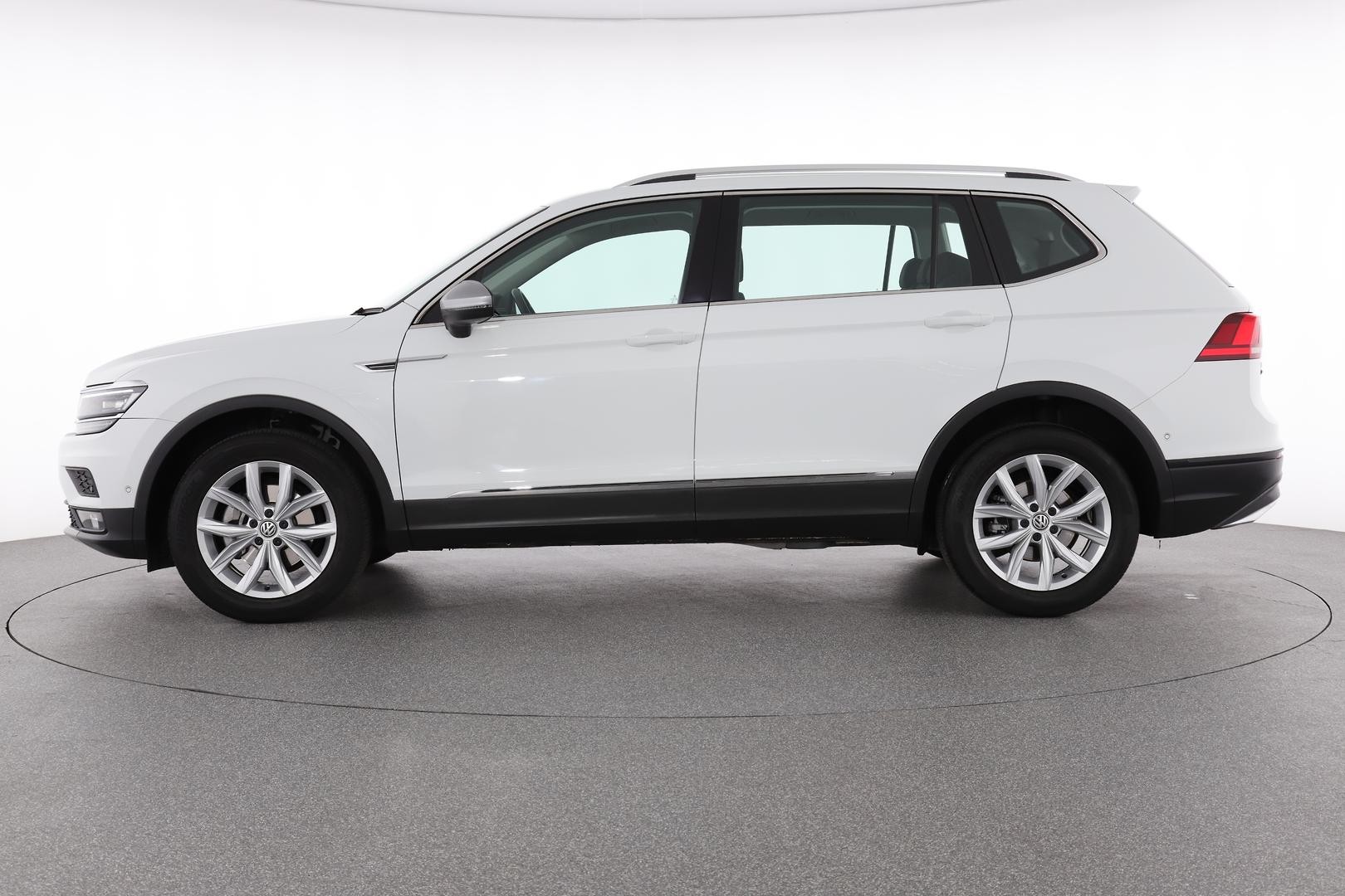 Volkswagen Tiguan image 4