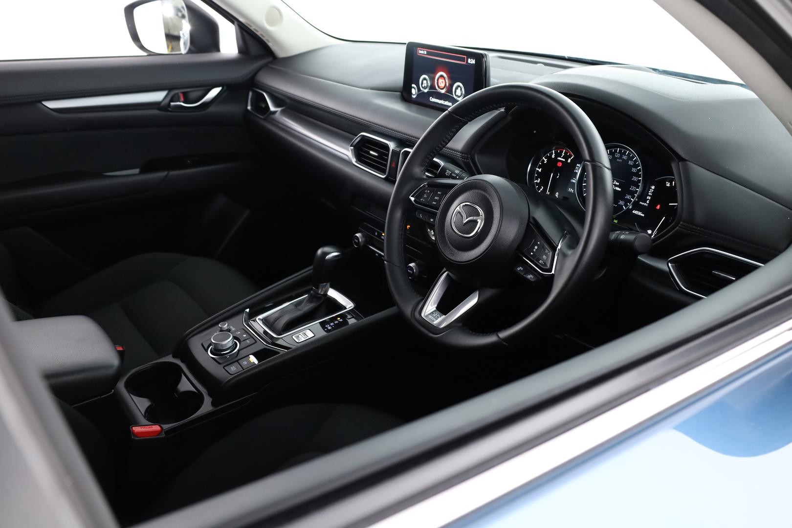 Mazda Cx-5 image 4