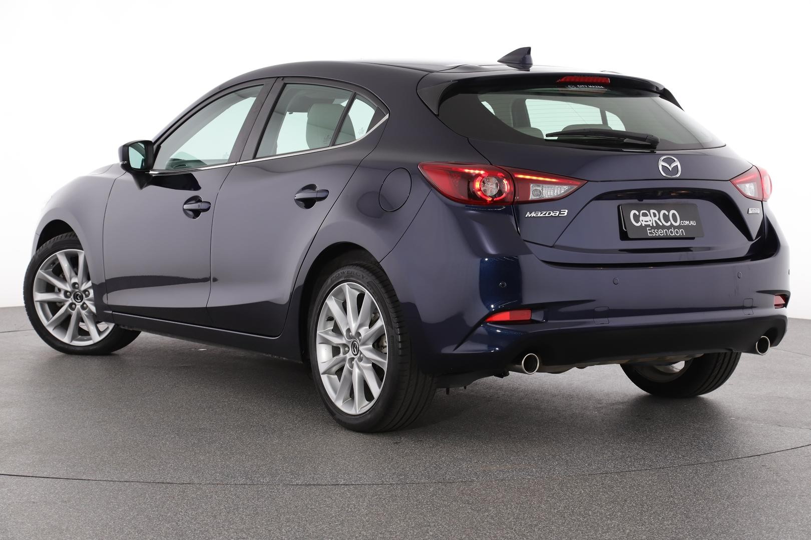 Mazda 3 image 2