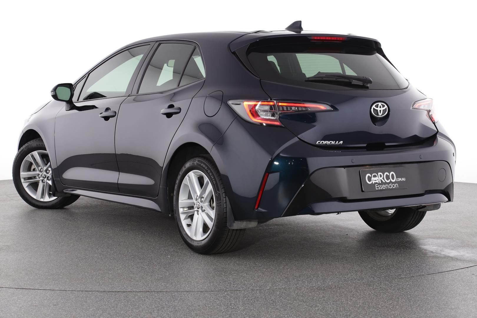 Toyota Corolla image 2
