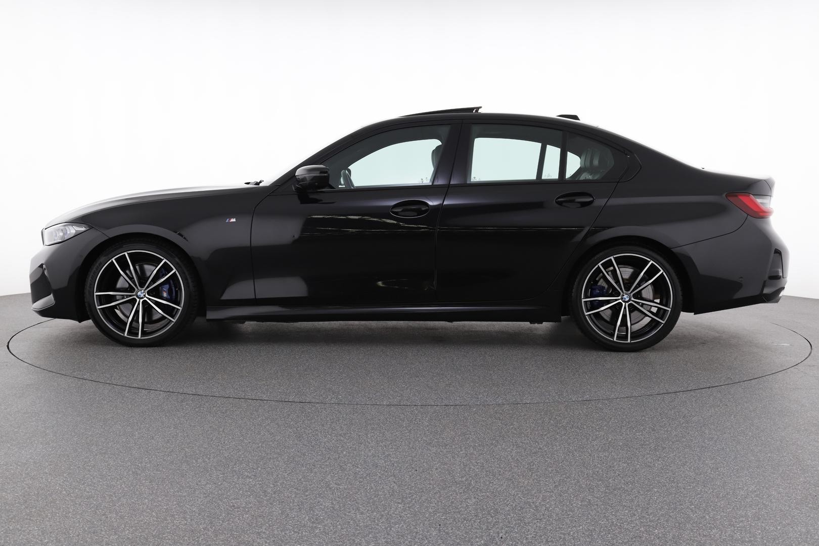 BMW 3 Series image 3
